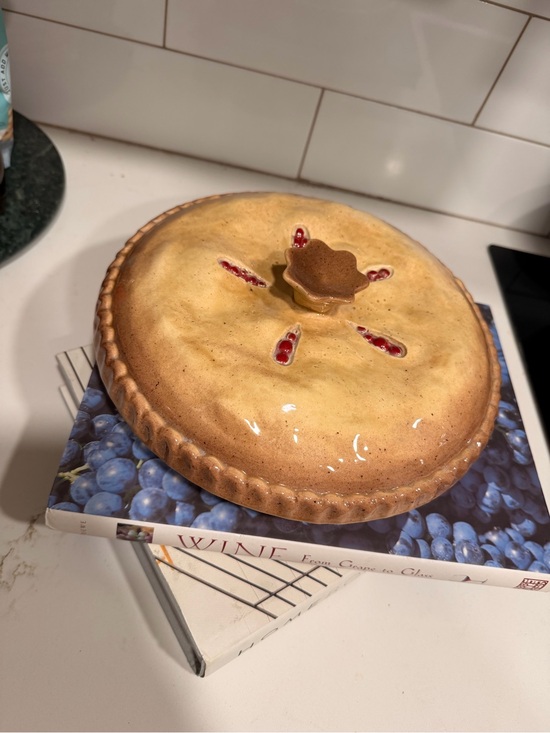 Other - Ceramic Cherry Pie Dish Cover in Tan vintage
